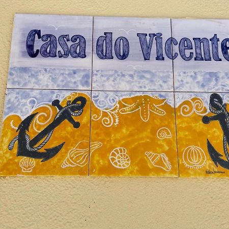Casa Do Vicente, Localizada A 1.7Km Da Praia. Ribamar  Kültér fotó