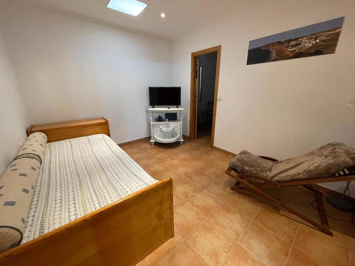 Casa Do Vicente, Localizada A 1.7Km Da Praia. Ribamar  Kültér fotó